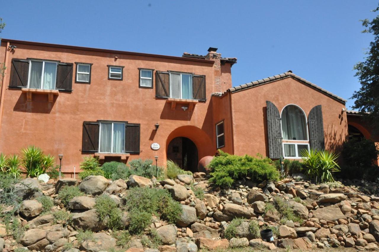 Posada Mariana Bed And Breakfast Catheys Valley Εξωτερικό φωτογραφία