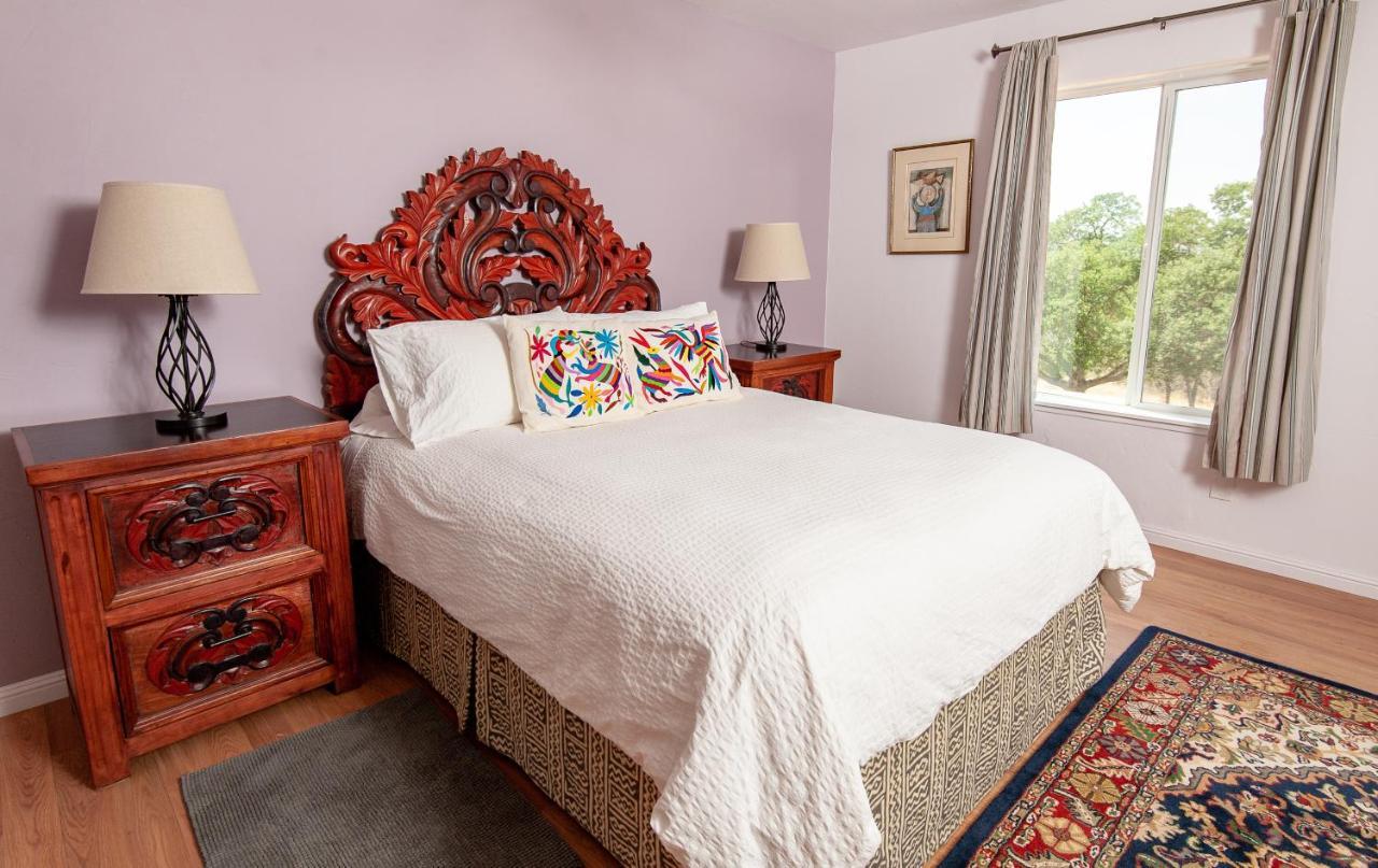 Posada Mariana Bed And Breakfast Catheys Valley Εξωτερικό φωτογραφία