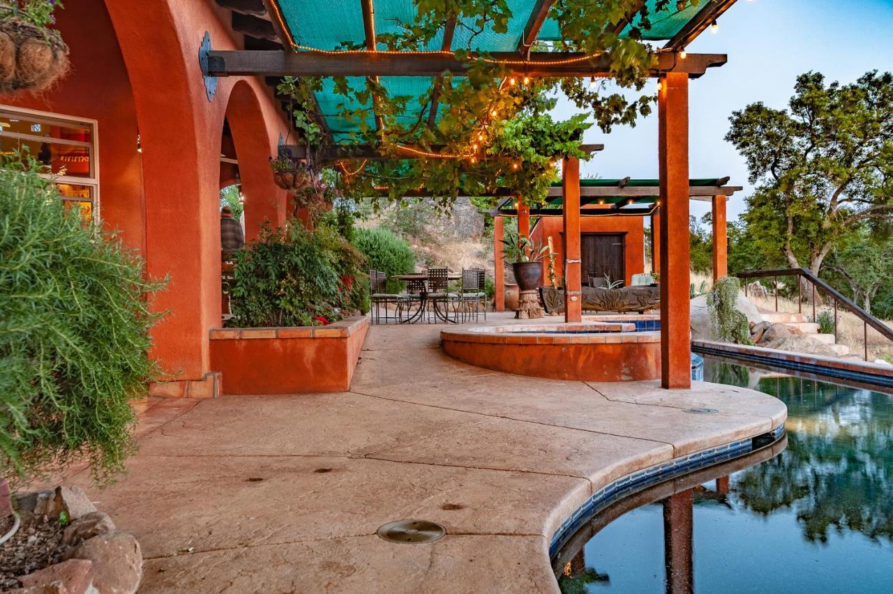 Posada Mariana Bed And Breakfast Catheys Valley Εξωτερικό φωτογραφία
